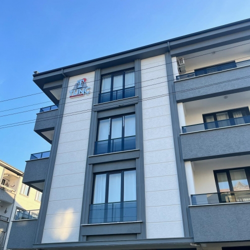  TUNÇ İNŞAAT'DAN Yalova Çiftlikköy Mehmet Akif Ersoy Mahallesinde Bahçeli Lüx 3+1 Daire